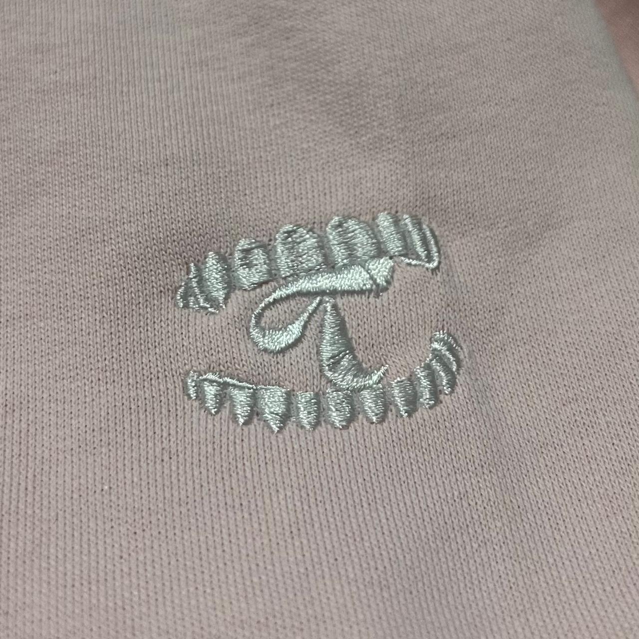 The pink signature hoodie — visuel 4