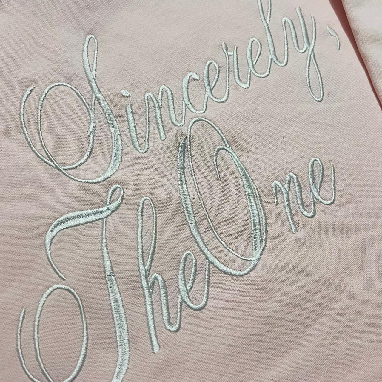 The pink signature hoodie — visuel 5